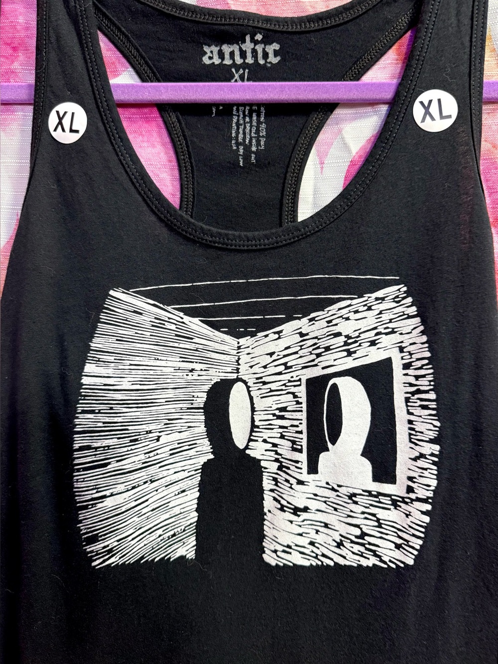 Black and White Illusion Tank Size XL